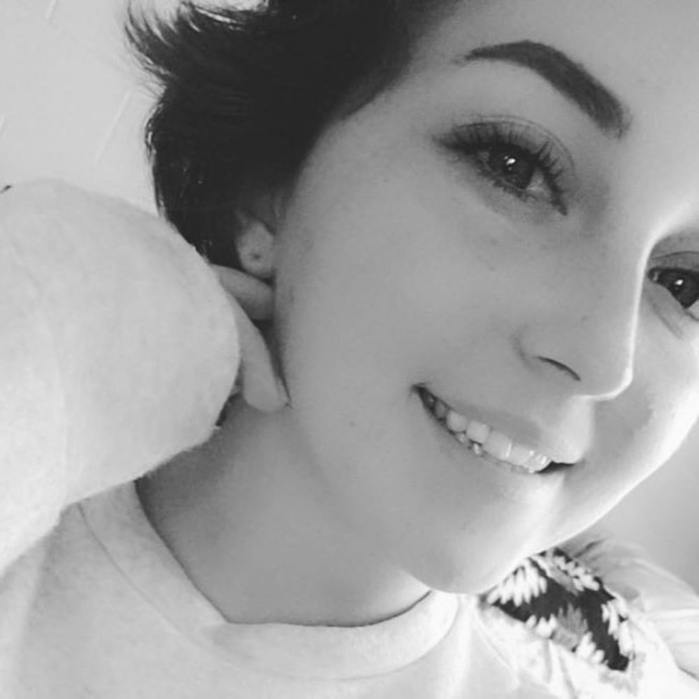 Meet your Posher, Cassy